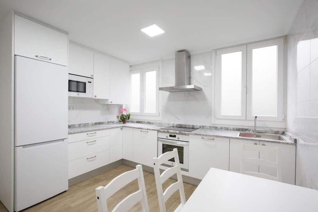 Alhondiga Flat By Next Stop Bilbao Exterior foto